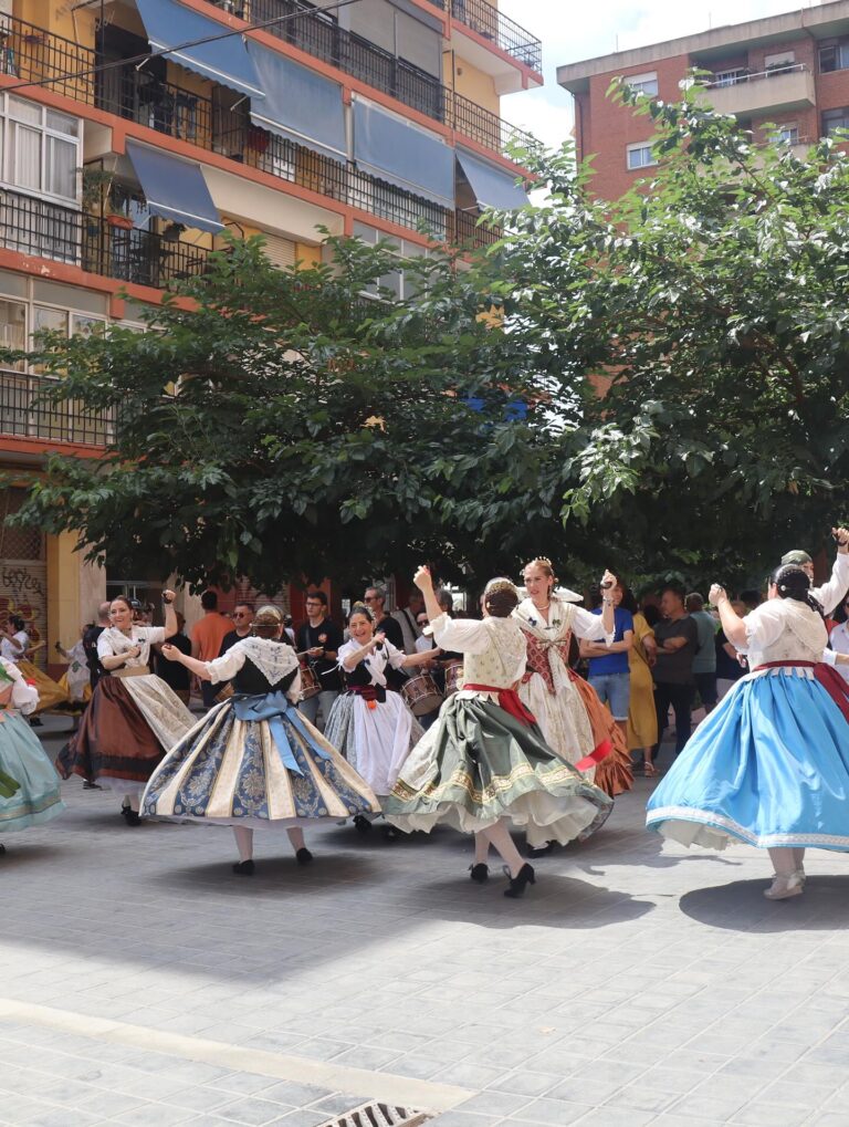 Dança solidaria 2025